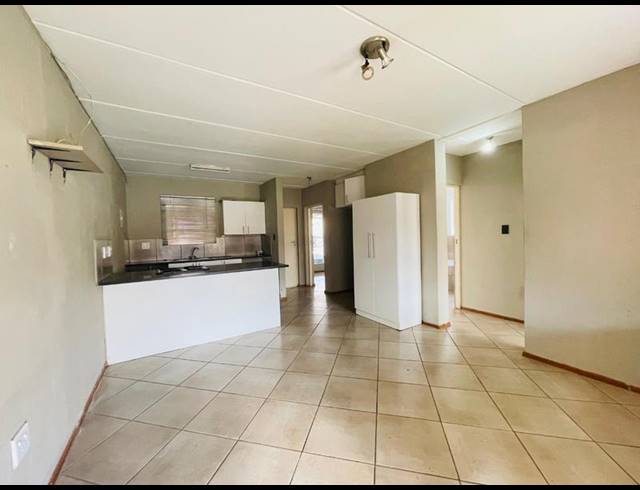 2 BEDROOM APARTMENT FOR SALE IN ALBERTSDAL